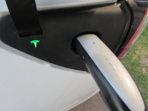 Used 2021 Tesla Model 3 Standard Range Plus image 40