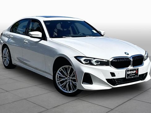 Used 2023 BMW 330i xDrive Sedan w/ Driving Assistance Package AWD/4WD image 3