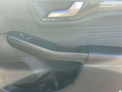 New 2026 Ford Escape ST-Line Select image 16