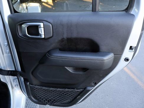 Used 2023 Jeep Wrangler Unlimited Sahara w/ Cold Weather Group image 24