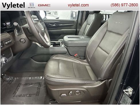 Used 2023 GMC Yukon Denali image 20