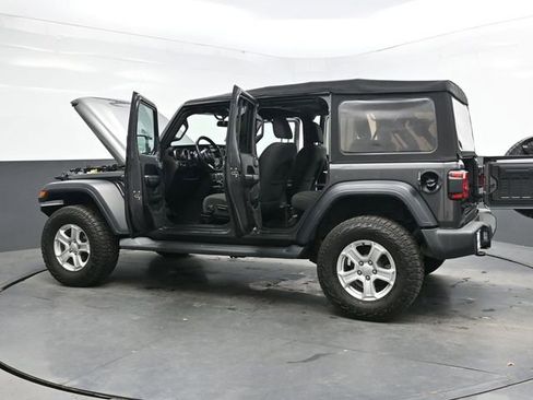 Used 2018 Jeep Wrangler Unlimited Sport S image 40