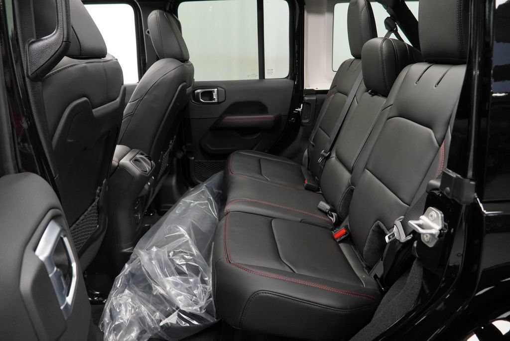 New 2026 Jeep Wrangler Unlimited Rubicon AWD/4WD image 17