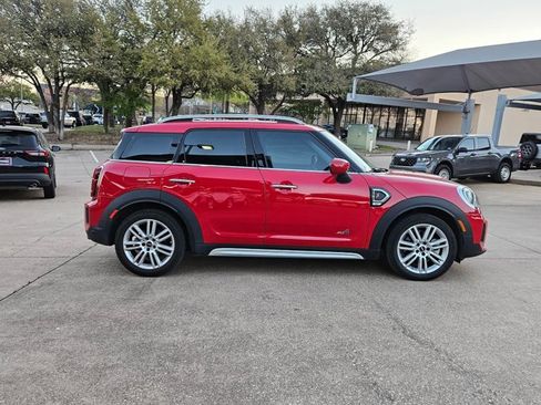 Used 2024 MINI Cooper Countryman S w/ Storage Package image 4