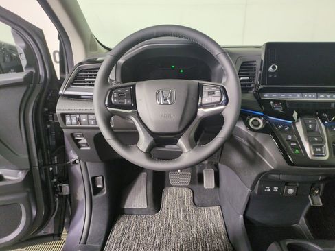New 2026 Honda Odyssey Elite image 13