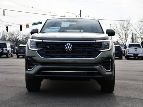 New 2026 Volkswagen Atlas Cross Sport SEL Premium R-Line image 2