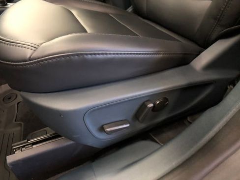 New 2026 Ford Maverick Lariat w/ Black Appearance Package image 11