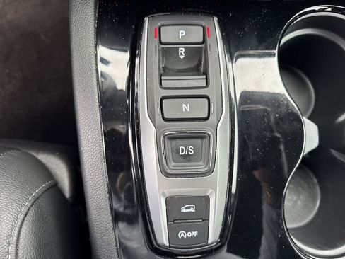 Used 2022 Honda Pilot Elite image 35