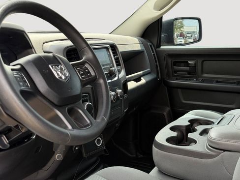 Used 2020 RAM 1500 Tradesman w/ Chrome Plus Package RWD image 12