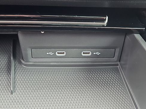 New 2026 Volkswagen Atlas SEL AWD/4WD image 11