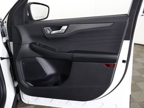 Used 2023 Ford Escape Active w/ Tech Pack #2 FWD image 28