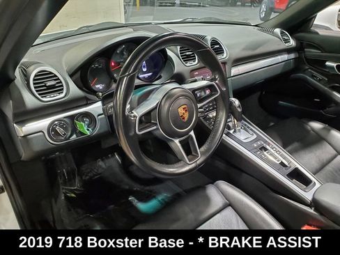Used 2019 Porsche 718 Boxster RWD image 7