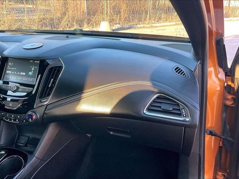 Used 2017 Chevrolet Cruze Premier w/ RS Package image 16