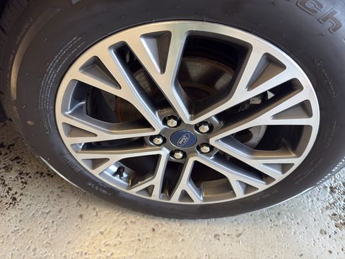 Used 2020 Ford Escape SEL AWD/4WD image 33