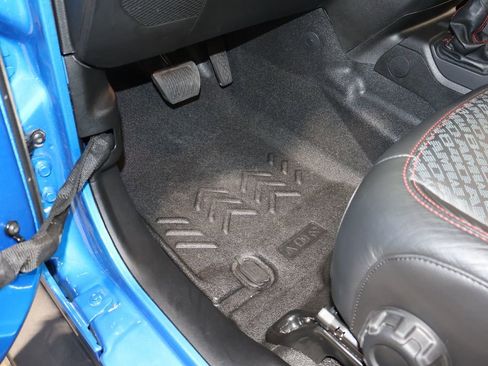 Used 2023 Jeep Gladiator Rubicon w/ LED Lighting Group image 27