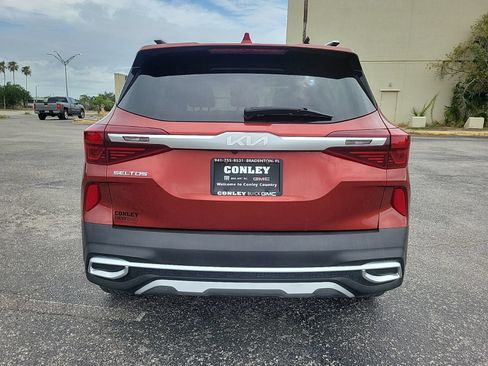 Used 2022 Kia Seltos S FWD image 7