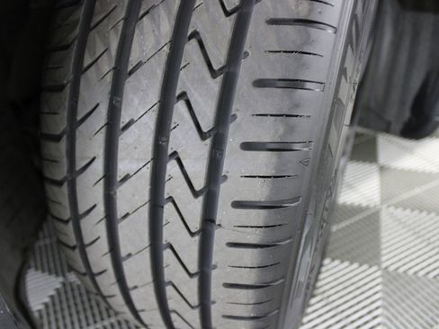 Used 2021 Tesla Model S Plaid image 42