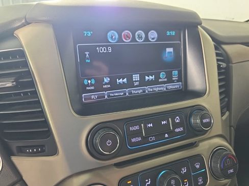 Used 2020 GMC Yukon Denali w/ Denali Premium Package AWD/4WD image 17