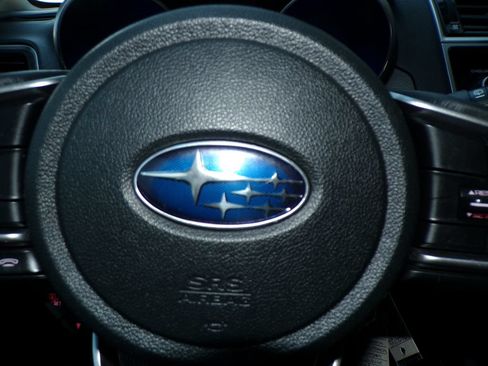 Used 2018 Subaru Outback 2.5i Premium AWD/4WD image 32