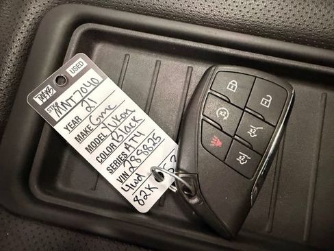Used 2021 GMC Yukon AT4 w/ Rear Media and Nav Package AWD/4WD image 51