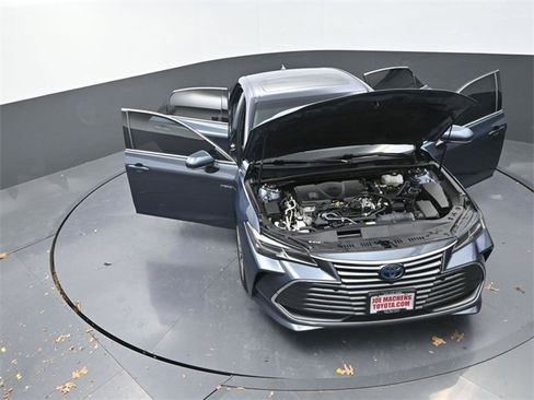 Used 2021 Toyota Avalon Limited w/ Advanced Safety Package image 36
