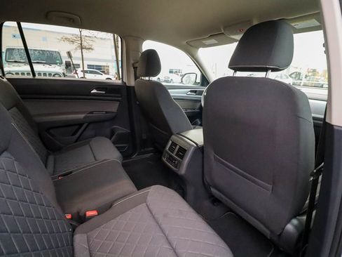 Used 2021 Volkswagen Atlas S image 41