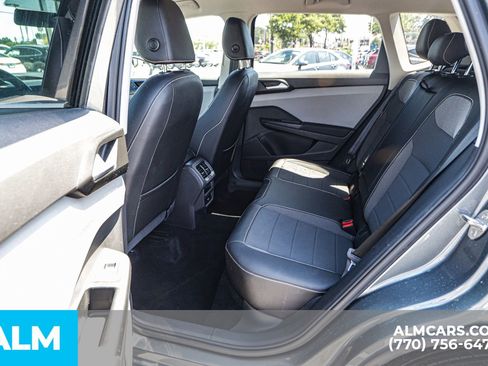 Used 2022 Volkswagen Taos SE image 20