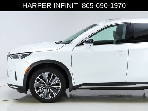 Used 2026 INFINITI QX60 Luxe w/ Cargo Package FWD image 3