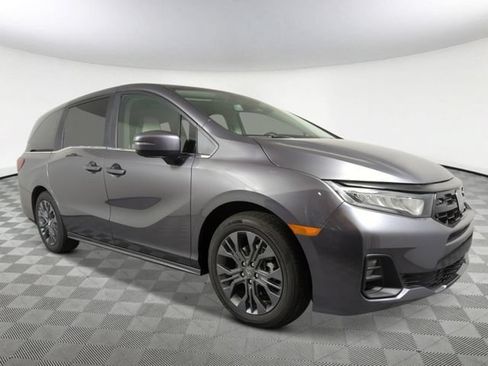 New 2026 Honda Odyssey Touring image 6