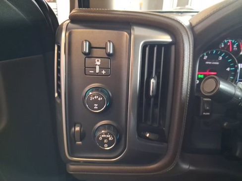 Used 2017 Chevrolet Silverado 2500 LTZ w/ Duramax Plus Package image 21