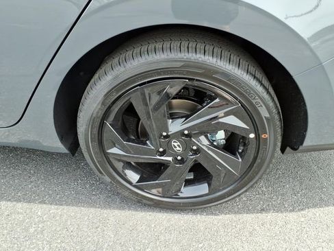 New 2026 Hyundai Elantra SEL Sport Premium FWD image 10