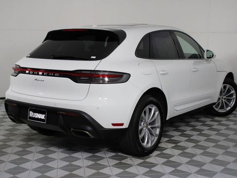 Certified 2026 Porsche Macan AWD/4WD image 7