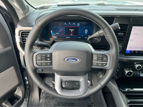 New 2026 Ford F250 Lariat w/ Black Appearance Package image 35