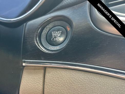 Used 2015 Jeep Grand Cherokee Limited w/ Luxury Group II image 30