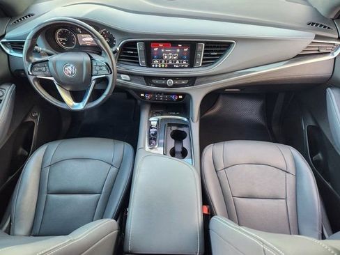 Used 2022 Buick Enclave Essence w/ Sport Touring Edition image 28