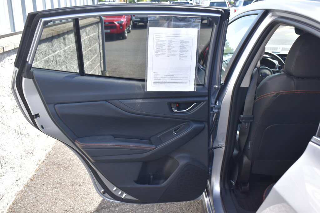 Used 2020 Subaru Crosstrek 2.0i Limited w/ Moonroof Package w/Navigation AWD/4WD image 19