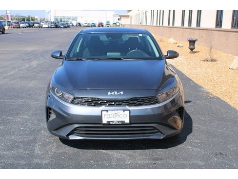 Used 2023 Kia Forte LXS image 9