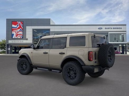 New 2026 Ford Bronco Badlands AWD/4WD image 4