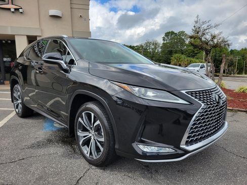 Used 2022 Lexus RX 350 FWD w/ Premium Package image 2