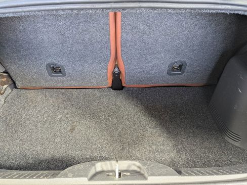Used 2013 FIAT 500 Lounge w/ Luxury Leather Pkg FWD image 21