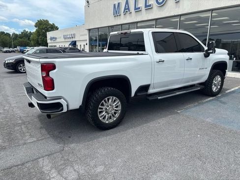 Used 2021 Chevrolet Silverado 2500 High Country w/ Z71 Off-Road Package AWD/4WD image 3