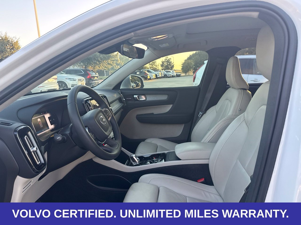 Certified 2024 Volvo XC40 B5 Ultimate w/ Protection Package Premier AWD/4WD image 28