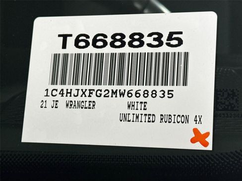 Used 2021 Jeep Wrangler Unlimited Rubicon AWD/4WD image 42