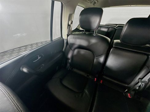 Used 2019 Nissan Armada SL image 12