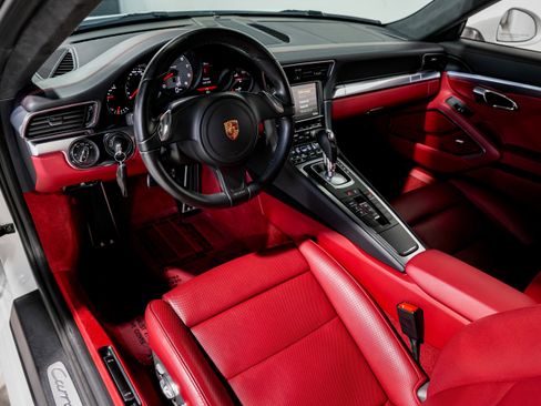 Used 2016 Porsche 911 Carrera 4S image 9