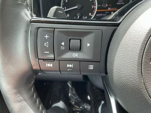 Used 2024 Nissan Pathfinder SL image 21