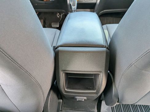 Used 2019 Ford Escape S image 34