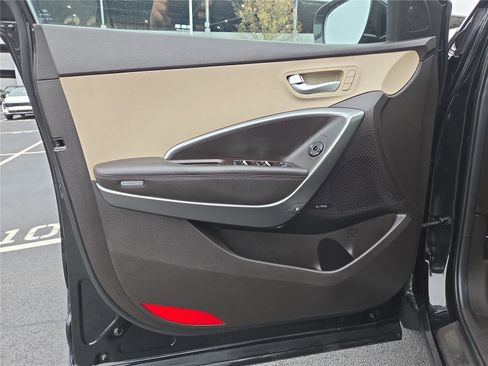 Used 2018 Hyundai Santa Fe Sport w/ Cargo Package image 13