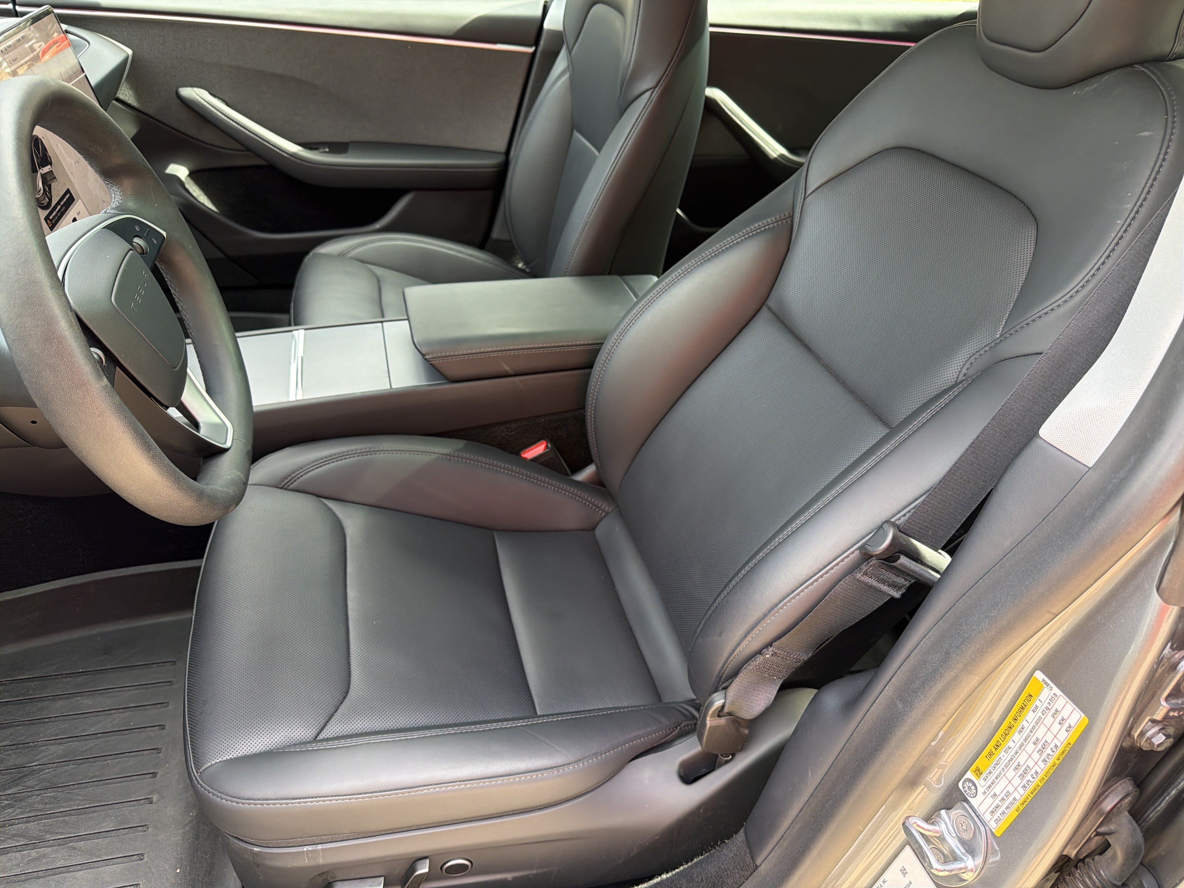 Used 2025 Tesla Model 3 Long Range RWD image 15