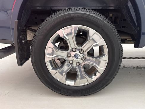 Used 2018 Ford F150 Platinum w/ Equipment Group 701A Luxury image 14